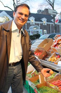 Mon guide dans le quartier de Little India, à Toronto.