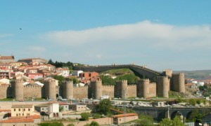 Les remparts d'Avila, en Espagne