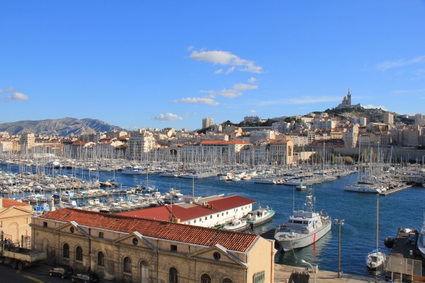 Vue générale du port, à Marseille.