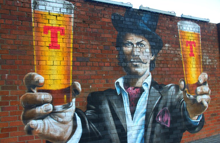 Murale de la brasserie Tennent's, Glasgow