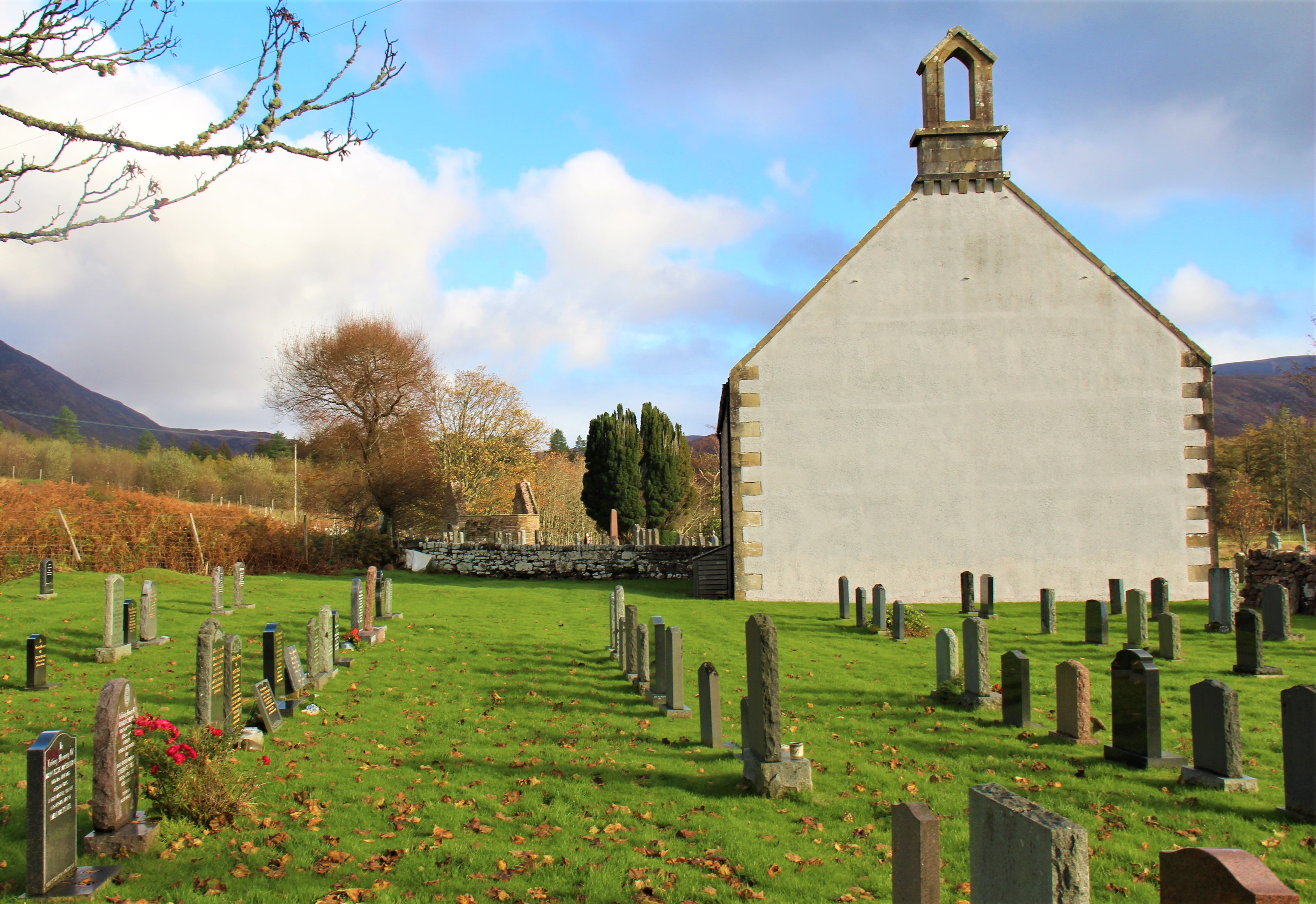 Petite église et cimetière, près d'Applecross. (Highlands d'Écosse)