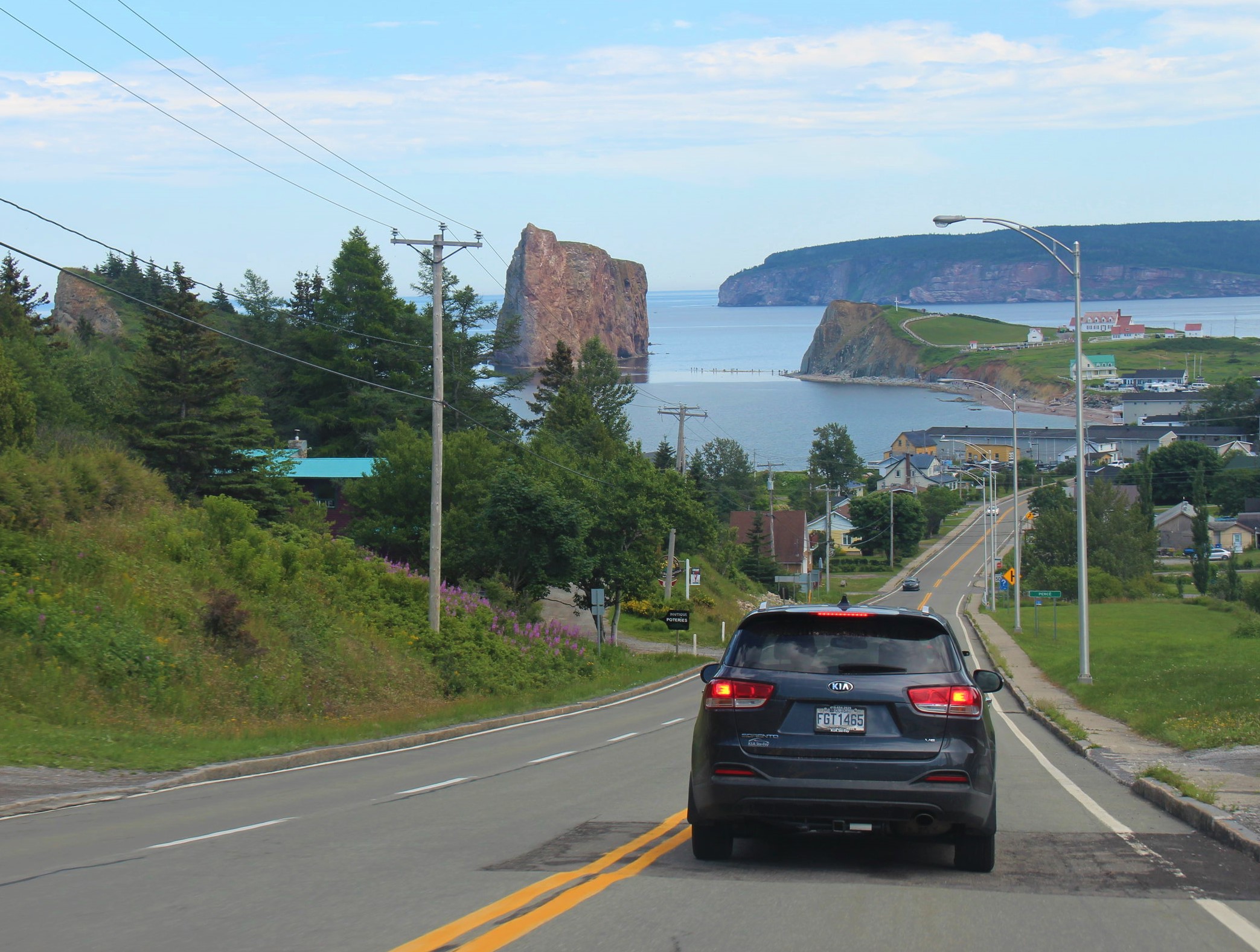 arrivée à Percé, avec vue sur le rocher, en Gaspésie
