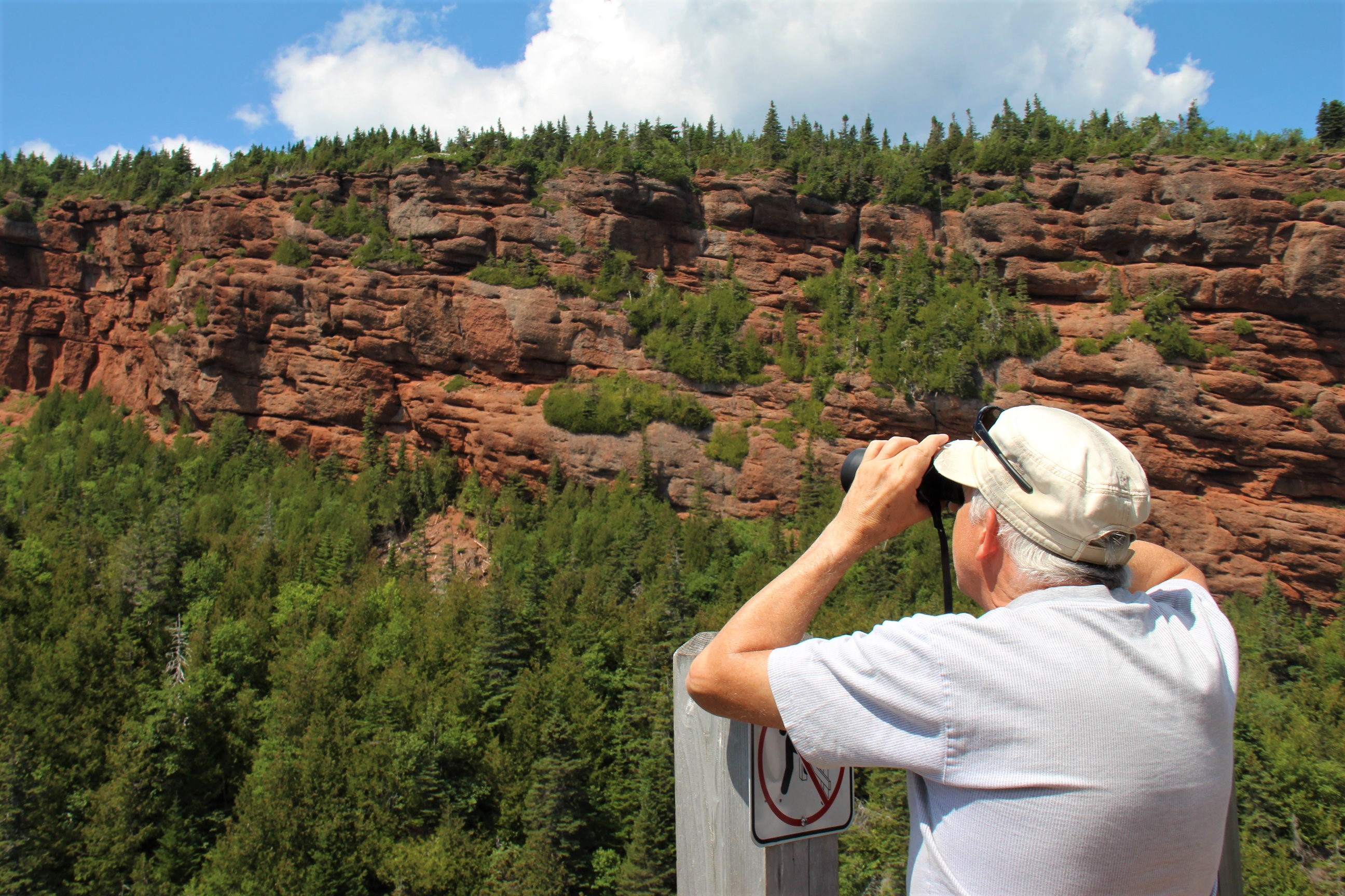 Dans les sentiers du Géoparc de Percé