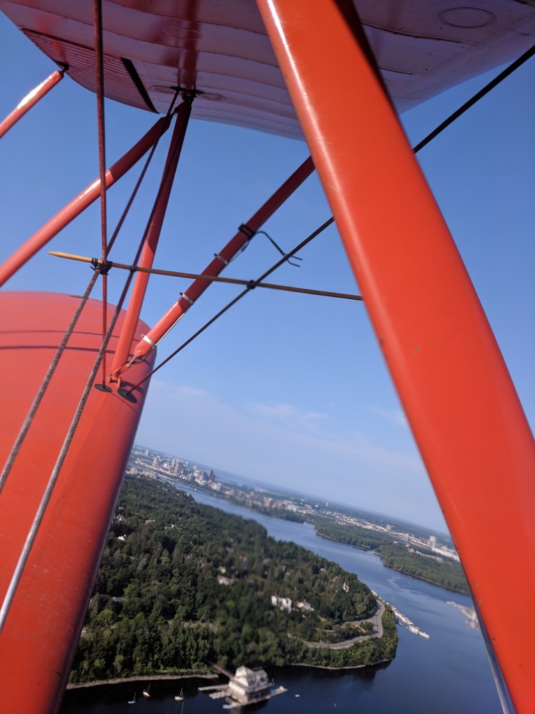 Envolée au-dessus de Gatineau, avec Byplane Adventures