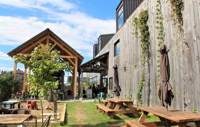 Microbrasserie et restaurant Le Cuisinier déchaîné, à Cookshire