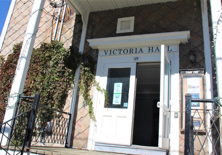 Victoria Hall, à Cookshire