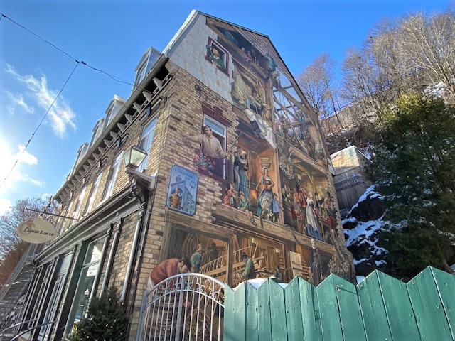 Murale dans le quartier Petit Champlain