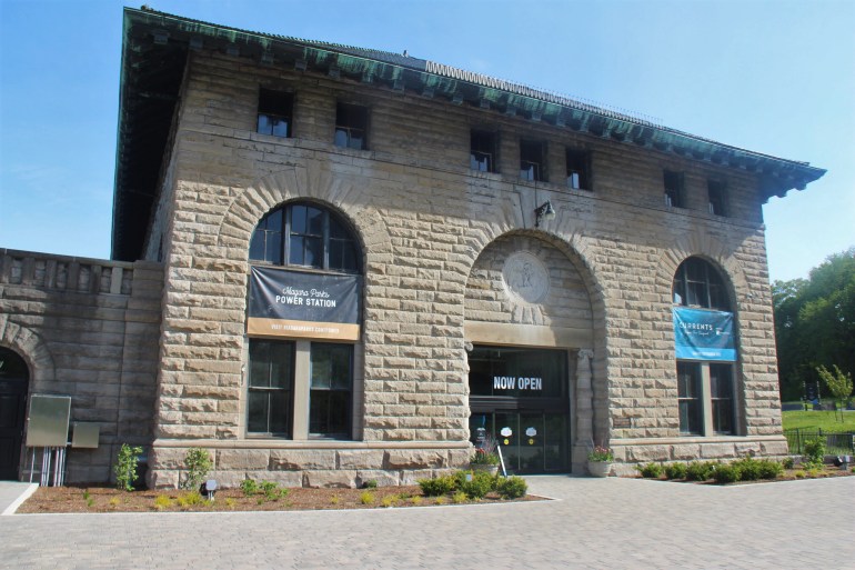 L'ancienne centrale hydroélectrique de NIagara.