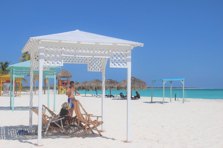 Sur la plage Sirena, à Cayo Largo