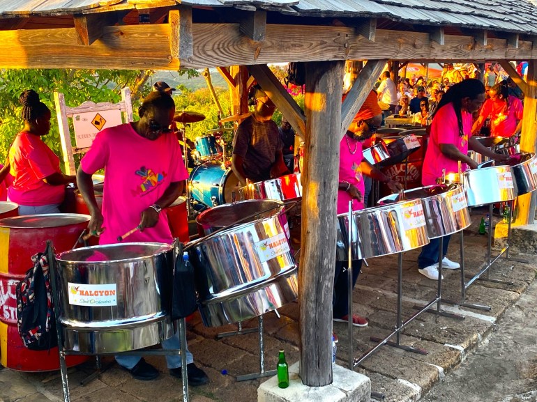 BBQ en musique, à Shirley Heights