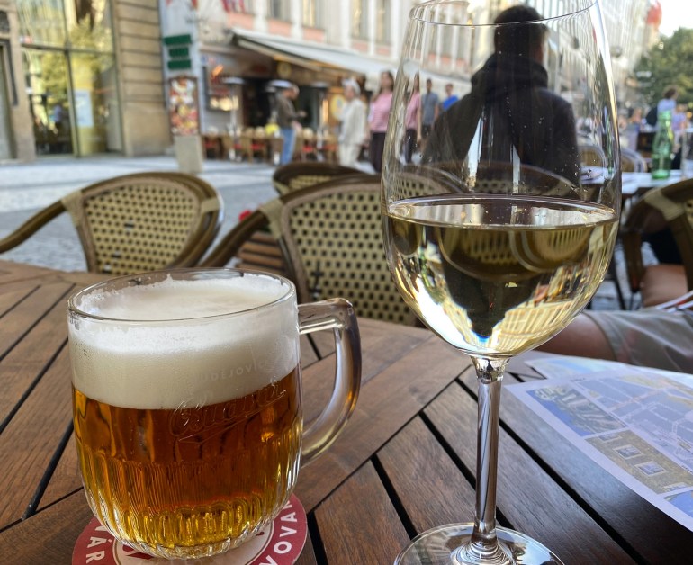 Au bistrot, à Prague